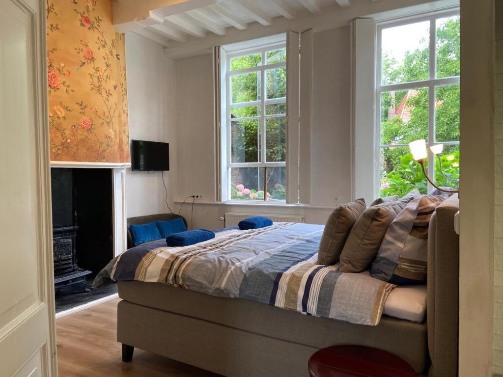 Tuinkamer in Monumentaal pand Veere Buitenkant foto